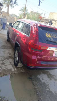 شيروكي لاريدو • ٢٠١٢ • هيمي ٥٧٠٠