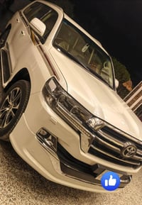 وبركاته  لاندكروزر موديل 2020 بريم اصل. ام الدفدي حساسات امامي خلفي با...