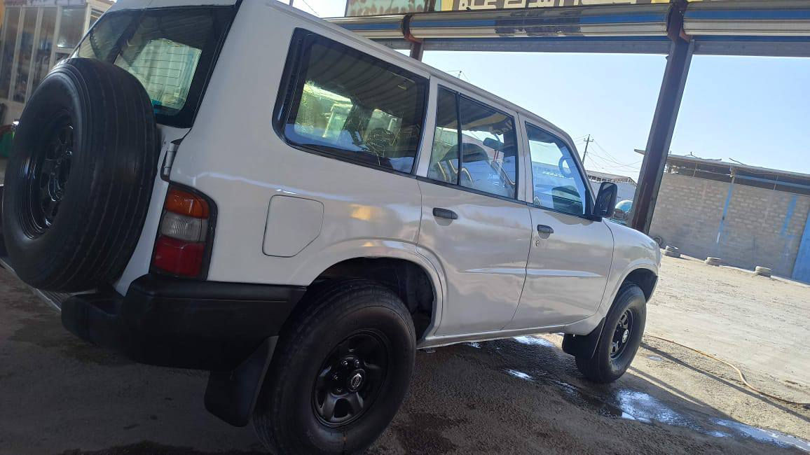 نيسان باترول مزاد كتاب الداخلية..محرك راس الثور ٣٠٠٠ في في تي بطل وفيشة
تخم تاير بالوني.. الاتصال أو واتساب ***********
