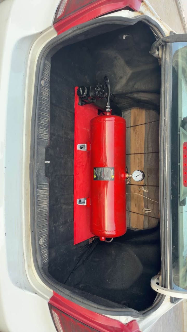 ئؤپترا مؤديل 2005 مه كينه سه نى ماشاءالله ى ده وى كامل سپؤرت سيسته م چووپى هه واى بؤبه ستراوه بيلادى دانس ده كات  سه ياره كى بئ مه سره فه مالى گه نجامه فول كه مه لياتو سپؤرته سه ياره كه گيرومه كينه وته بريد به شه رت ره قه م ئه سلى به شه رت غه رامه ى ساف كرايه وه كاله ى له گه له پاكانه كرايه سه نه وى له گه له هه مووى به شه رته بئ ته قه وره قه يه شاشه ئايپادى له سه ره تكايه بؤزانيارى زياتر ته له فون بكه *********** أربيل, العراق
