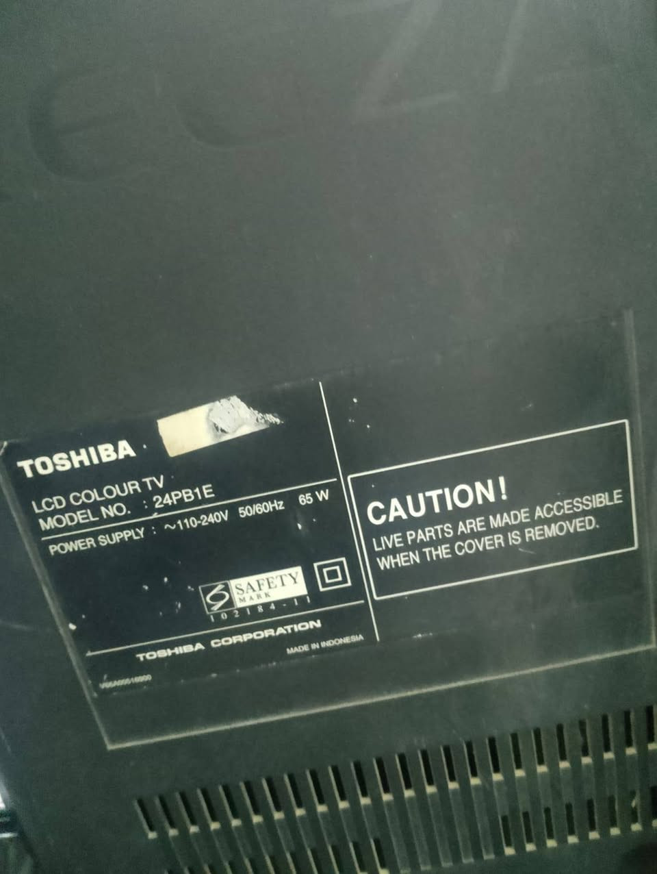 السلام عليكم
شاشة توشيبا للبيع حجم 24 شغال سبب البيع يتحول من الريمون بس مانعرف للريمون سعر 30 وبي مجال رقمي ***********
