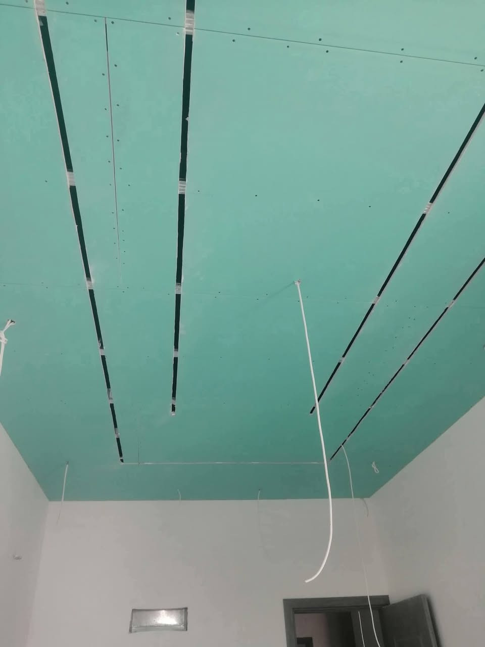 التراث للديكورات الحديثه 
المواد وعمل موصل
ضمان العمل ***********
***********جميع أنواع الديكورات الداخليه والخارجيه الحديثه
