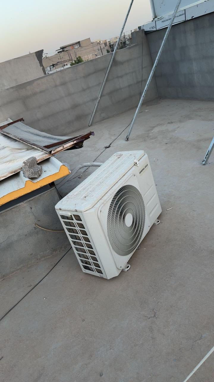 للبيع ٢٠٠الف طن ونص 
ماركة غولد جينيرال نضيف مستخدم شهرين  
العنوان هفلان


**إذا كنت صاحب هذا الإعلان وتريد حذفه لأي سبب، رجاءا أرسل رسالة إلى الدعم الفني**