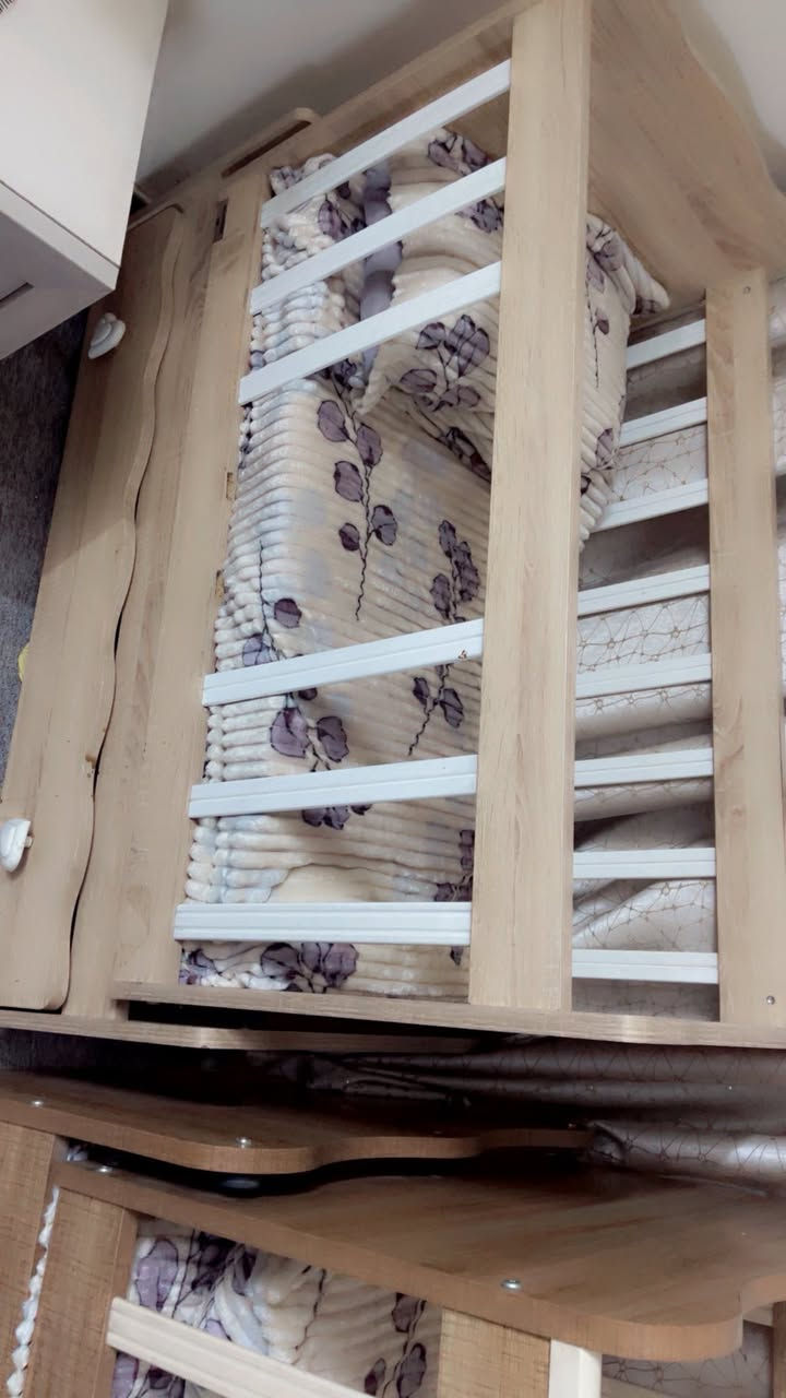 سلام عليكم غراض للبيع مستعجلة ع بيعتهم  كاونتر ٥٠٠  سرير اطفال عدد ٢ مع  هدية كرسي سيارة ودوشك جرباية عدد ٢ سعر ١٥٠ 
تخم ٧ مقاعد ١٥٠
    سرير نفرين سعر ١٥٠


**إذا كنت صاحب هذا الإعلان وتريد حذفه لأي سبب، رجاءا أرسل رسالة إلى الدعم الفني**