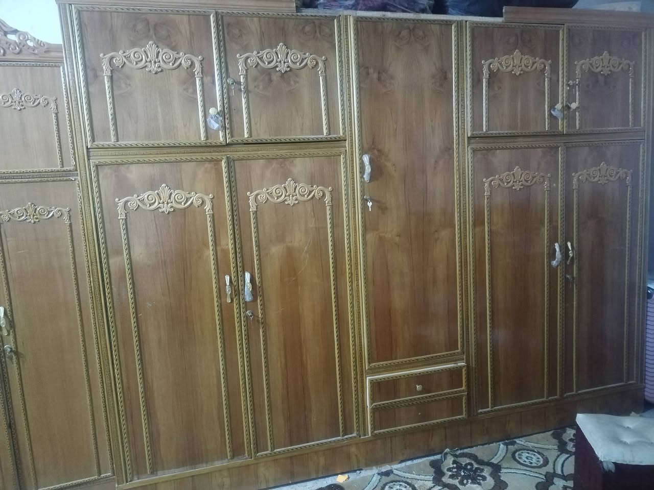 للبيع ٥٠٠ وبيها مجال غرفه كاملة


**إذا كنت صاحب هذا الإعلان وتريد حذفه لأي سبب، رجاءا أرسل رسالة إلى الدعم الفني**