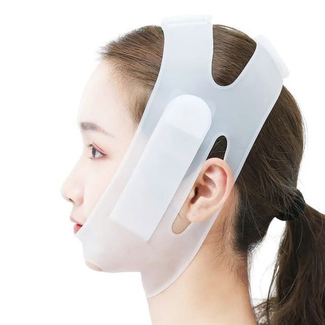 🌸مشد الذقن المزدوج 
(VFox) Lifting and firming
Thin double chin De-decree
Improve sagging Silicone V face mask Thin face Say goodbye to double chin
مشد حرق دهون الذقن المزدوج ( اللغلوغ) وشد الوجه الطبي 
🌸 يستخدم ٣ ساعات في اليوم لمده شهر
🌸 كما يلبس تحت الحجاب ويرسم الحنك
🌸 المشد الحراري  للذقن المزدوج ( اللغلوغ) وشد الوجه 
🌸 تم تصميم هذا المشد خصيصًا للحصول على وجه خالي من الذقن المزدوج  
يتكون من  الألياف الحراريه فائقة المرونة ، التحفيز الحراري العميق للدهون 🔥،
يحرق الدهون🔥 بسرعة ويعزز الدورة الدموية في بشرة الوجه.
ولن يختفي التأثير بالغسيل

🌸#مشد الرقبة مشد اللغلوغ مشد الذقن المزدوج مشد الوجه الطبي - مشد الوجه والذقن اللغلوغ بتصميم قابل للتهوية, مشد ضاغط للرقبة والذقن - تنحيف الوجه وشد الفك ورفع الذقن مضاد للتجاعيد على شكل حرف V لكامل الوجه والذقن والخد لرفع وتنحيف الوجه (S) ضاغطة للرقبة والذقن - تنحيف الوجه وشد الفك ورفع الذقن قناع مضاد للتجاعيد مشد الوجه التخلص من تجاعيد الذقن والخد قناع تنحيف الوجه ، حزام للوجه على شكل حرف V لشد الوجه على شكل حرف V تصحيح الوجه شد منقطة الذقن وازالة الترهلات مشد الوجه للتنحيف ورفع الذقن التخلص من الدقن 

✅شد منقطة الذقن وازالة الترهلات مشد الوجه للتنحيف ورفع الذقن ورفع الوجه على شكل V للسيدات مثالية لتخسيس الوجه المشد السحري

✅مواد خفيفة احترافية ، ناعمة ، قابلة للتنفس ومرونة جيدة.

✅العلاج الطبيعي ، ليس له آثار جانبية ، آمن للاستخدام.

✅الفيلكرو مع التصاق قوي ، قابل للتعديل بنفسك.

✅حزام الذقن المزدوجة, ولكل الرقبة المتدلية هي مشكلة تؤرق الكثير من السيدات خاصة مع التقدم في العمر, ويأتي مشد الذقن ليكون طوق النجاة للكثير منهن للتخلص من الذقن المزدوجة دون تكبد الكثير من الجهد, والمال على جلسات الليزر, والعمليات تغنيكي عنها
#الاصلي 💯✔️ متوفر خدمه توصيل لجميع محافضات العراق 🚘


**إذا كنت صاحب هذا الإعلان وتريد حذفه لأي سبب، رجاءا أرسل رسالة إلى الدعم الفني**