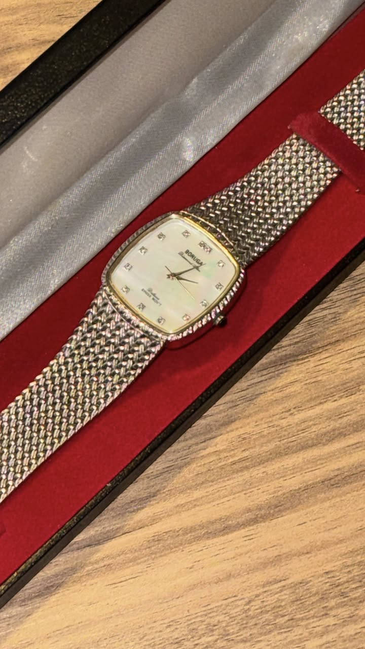BORUGA Diamond Star Deluxe quartz watch HB-001M,
سويسري

اورجنال بلاديه بلكامل 

نوادر 💎 

سير حصيره 

كوارتز

المينه صدف 🐚

قطر ٣٥

للحجز والاستفسار خاص


**إذا كنت صاحب هذا الإعلان وتريد حذفه لأي سبب، رجاءا أرسل رسالة إلى الدعم الفني**
