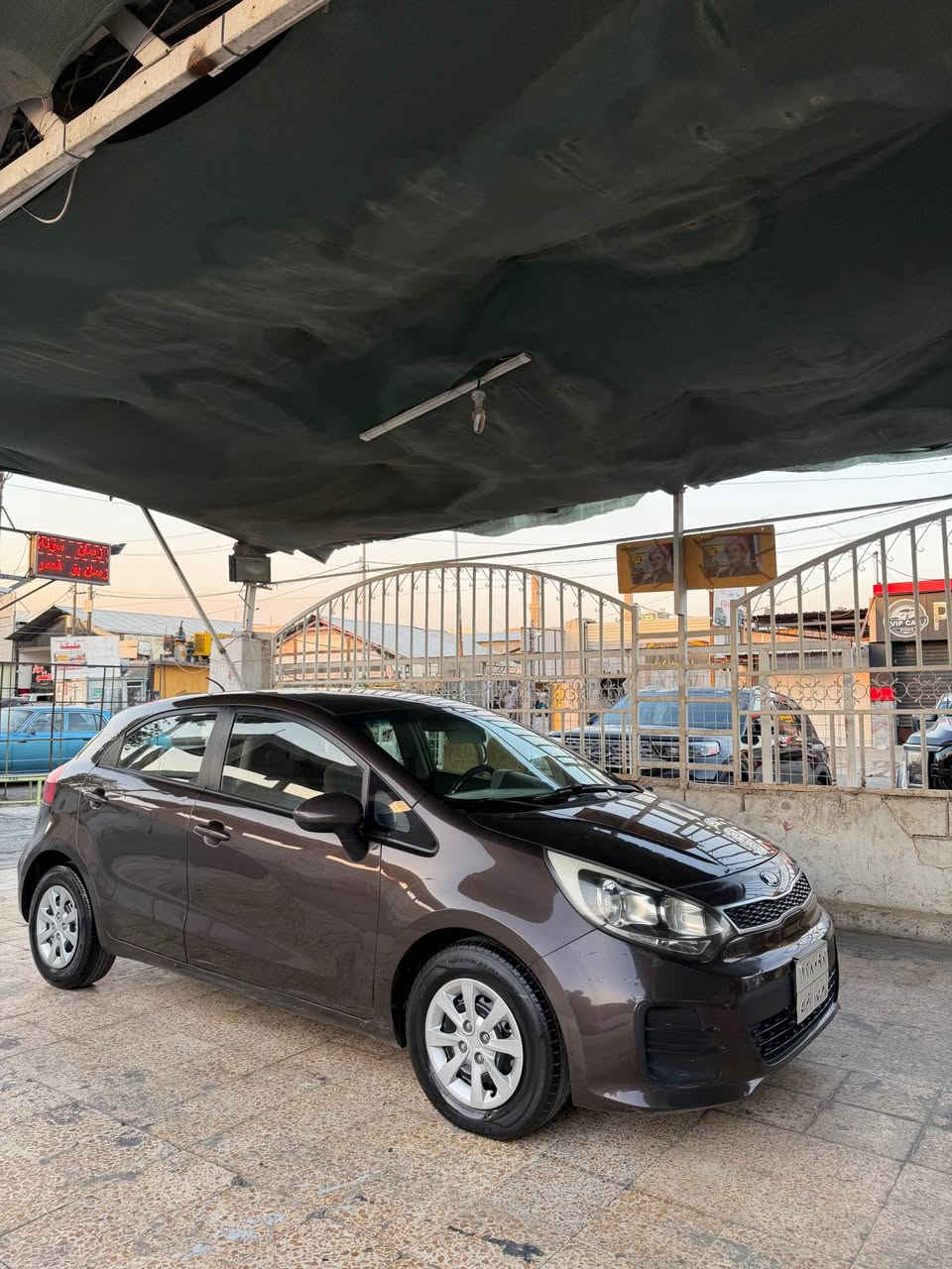 Kia Rio 2015 
هيج هيجي نية گير مةكينة هةموو بةشةرت
***********
*********** 
٨٥ وةرةقة أربيل, العراق
