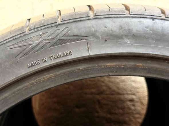 للبيع قياس 225/40 R18
التواصل الاتصال على الرقم 

*********** واتساب فقط
العدد 3 اطارات تفصيخ مال سيارة وارد
