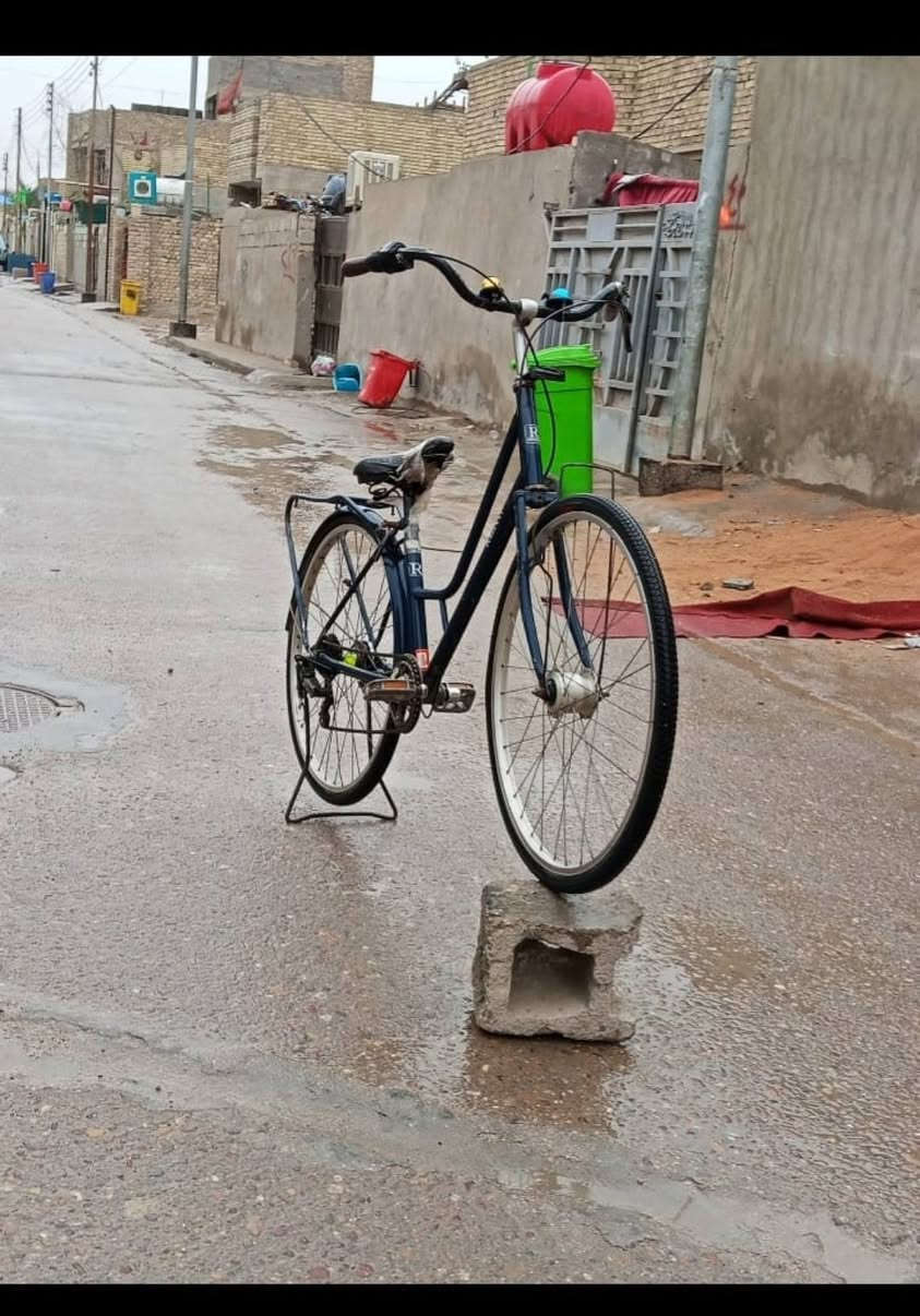 السلام عليكم للبيع حجم 26 السعر 50 
***********
