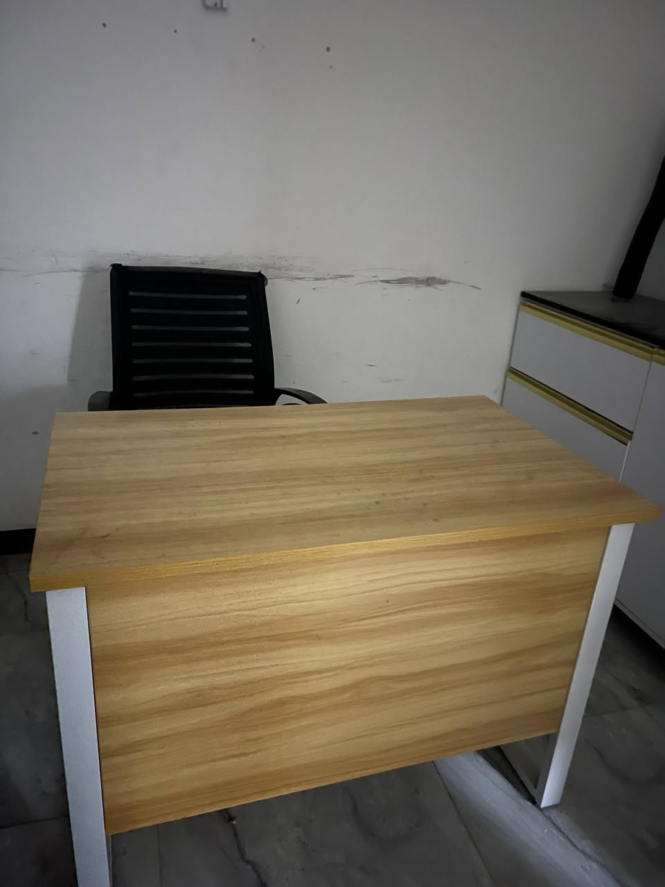 كاونتر + ميز + سديه ، للبيع جديدات مابيهن لا كسر ولا ايشي شراي علق اني ادخلك خاص


**إذا كنت صاحب هذا الإعلان وتريد حذفه لأي سبب، رجاءا أرسل رسالة إلى الدعم الفني**