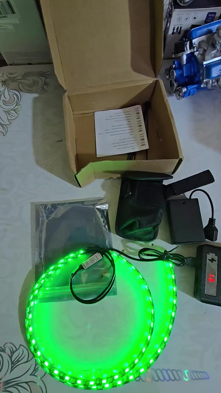 سلام عليكم ورحمة الله وبركاتة 
من رخصة الادمن متوفر مجموعه شغلات اناره مع قطعة مروحة سقفية شكل ثريه مع انارة مدمجة 
باسعار تصفية يوجد توصيل ٥ الف


**إذا كنت صاحب هذا الإعلان وتريد حذفه لأي سبب، رجاءا أرسل رسالة إلى الدعم الفني**