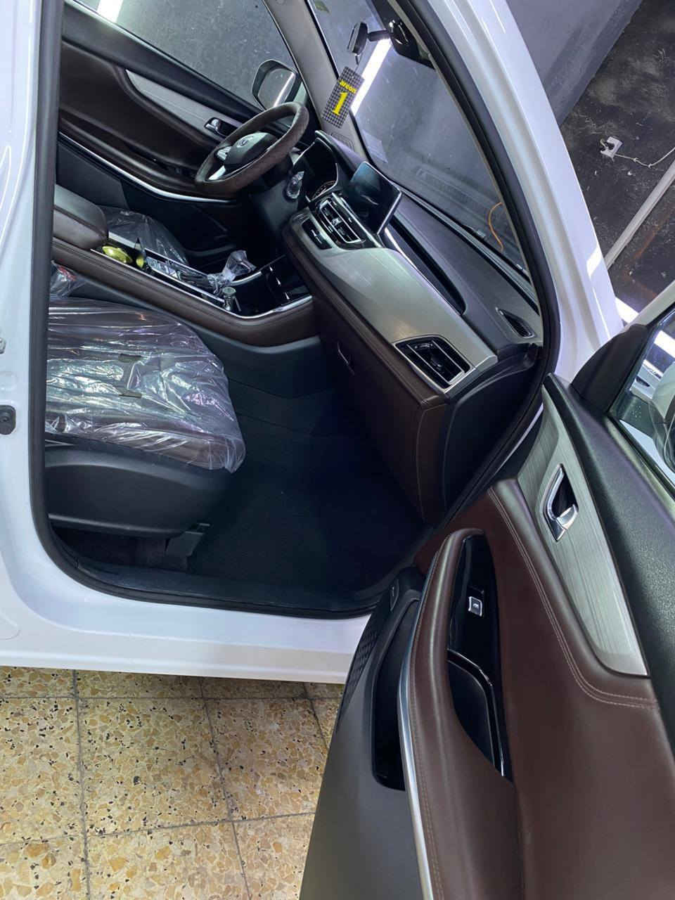 شنجان Sc75 2019 للبيع
فول موصفات
رادار امامي خلفي بنرامه
فول واحد علئ واحد
السيارة بيها ثنين بارد
مكفوله من كلشي 
سيارة جديده
السعر 140 مكان السياره ديوانيه
***********
