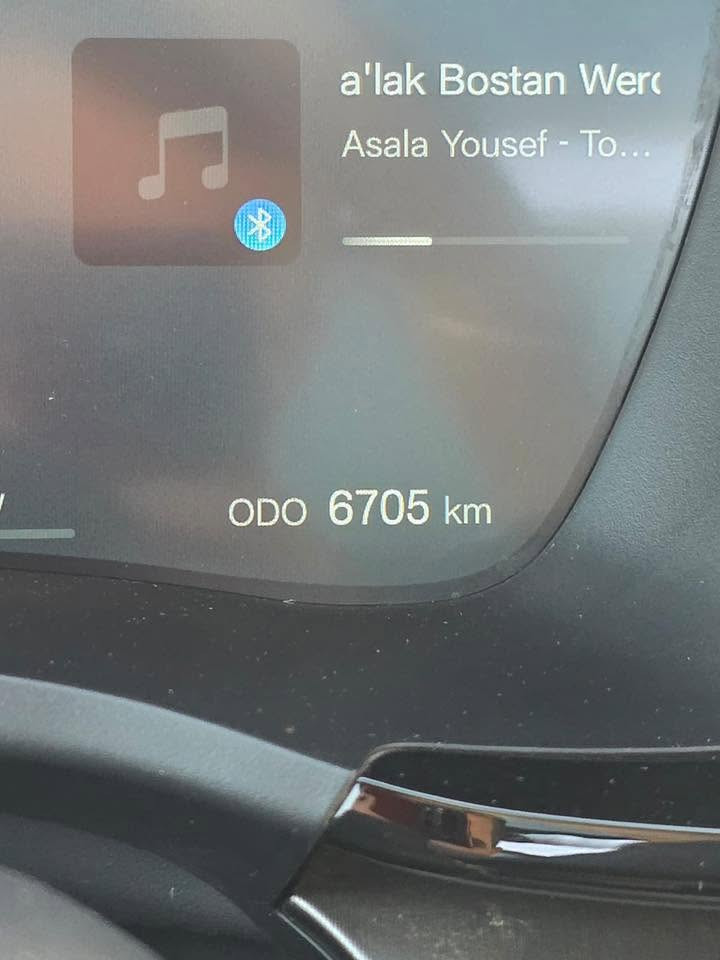 سونك بلص   
2025  رقم بغداد
العداد :   6.700 km  الكلي 
فقط بيع فقط بيع 
ابرز المواصفات: 
شحن  ١٢٠km 
بانوراما 
١٣ كامرة
داخل ابيض 
صندوق كهرباء
تبريد منفصل قطعتين 
ويل ١٩ انج 
اوتو بارك، قيادة ذاتية، مانع تصادم ، مودات قيادة،  مانع انحراف ، قراءة خطوط الطريق ، رادار ، ١٢ حساس 
مكفولة كفالة عامة
رقم الهاتف: ***********
مكانها بغداد
