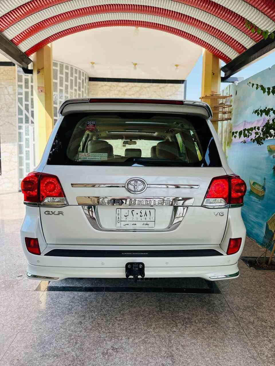 السلام عليكم
لاندكروز موديل 2015 كفاله عامه
 من ضربه وصبغ وتبديل 
رقم بغداد باسمنه  مشروع وطني والسنويه مجدده 
السياره بريم معروفه مواصفاتها
 فتحه سقف
وبصمه تشغيل 🔛
 وبصمات بيبان
وتشغيل عن بعد
اشاره ترحيب 
مري شفط 
حساسات امامي خلفي 
كامره خلفيه
 شاشه كبيره 
كشنات جلد تدفئه وتبريد
تبريد ثلج ❄ 
السياره 3 قطع تبريد 
وبعد بيها مواصفات هواي
للعلم السياره صارلها 10 سنوات عدنه لحد الآن مامفتوح بيها برغي لا حداديه ولا غيرها 
السعر 433 بي مجال كلش بسيط 
اخوان السياره الها  رغابتها  الي يشوفها غاليه يعبر المنشور ويدعيلنه بالرزق
المكان البصره / قضاء المدينه 
للاستفسار 
***********
***********
