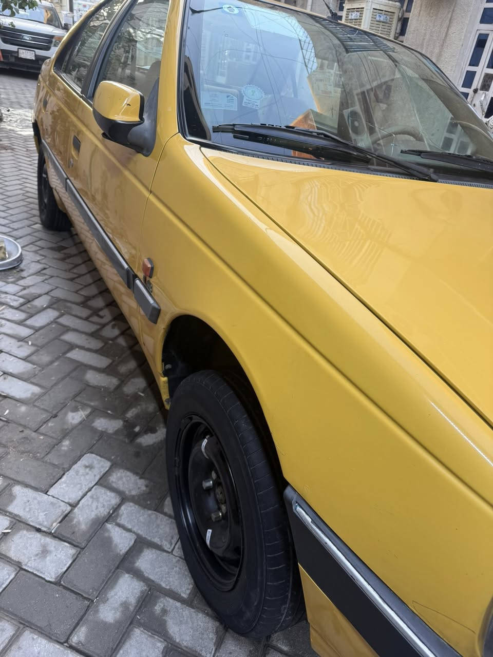 سلام عليكم للبيع بيجو لميس موديل 16 مكينه كير مكفوله صدر تبريد دوشمه بسمي رقم نكليزي جديد هزه مكاني بغداد صليخ سعره 55 وبيه مجال بسيط الرقم ***********
