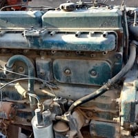 مكينه هيه وشاصيها فالفو ان7 ستندر  بدون راس توليد شغاله عل فحص 0771485...