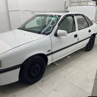 فكتره للبيع حجم 20 تماتيك السياره شرط لا صبغ والا معجون كير ومكينه بشر...