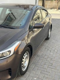 للبيع او مروس كيا فورتي 2017 سياره وارد امريكي حادث بنيد طخه صطحيه سيا...