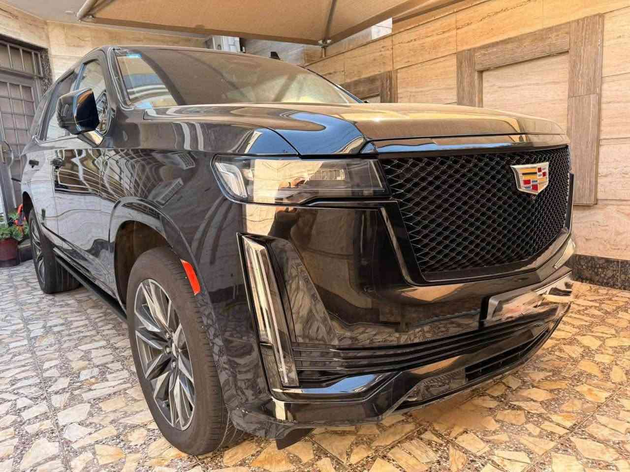 السلام عليكم
كاديلاك اسكاليد 2023
خليجي وكالة المنصور 
ماشية ٢٩ m
36 سماعة وسقف شاموا  وبيبان شفط ودوس شفط 
السيارة كفالة عامة وبحالة الوكالة 

رقم بغداد باسمي 

السيارة بالحلة 
*********** 
السعر 725$
