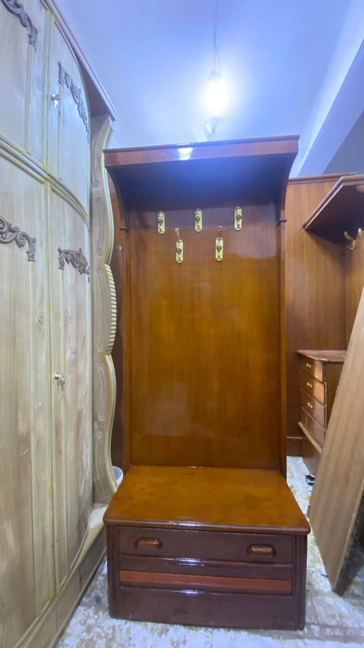 غرفه 6 باب ملحق صاج داخل وخارج ضهر جرجوبه شغل درجه اولى مستعمل موديل نقش صاج بورمي بغداد الأمين الثانية ***********
