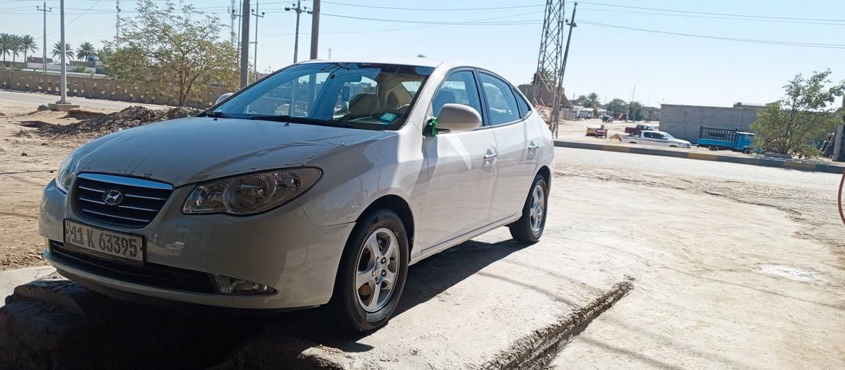 السلام عليكم ورحمه الله اخوان النترا 2010 خليجي سياره مال بيت خير من الله مكينه 1600 تدفئه وتكييف كلشي شغال سياره جاهزه من كلشي وباقي التفاصيل الاتصال على الرقم التالي ***********
