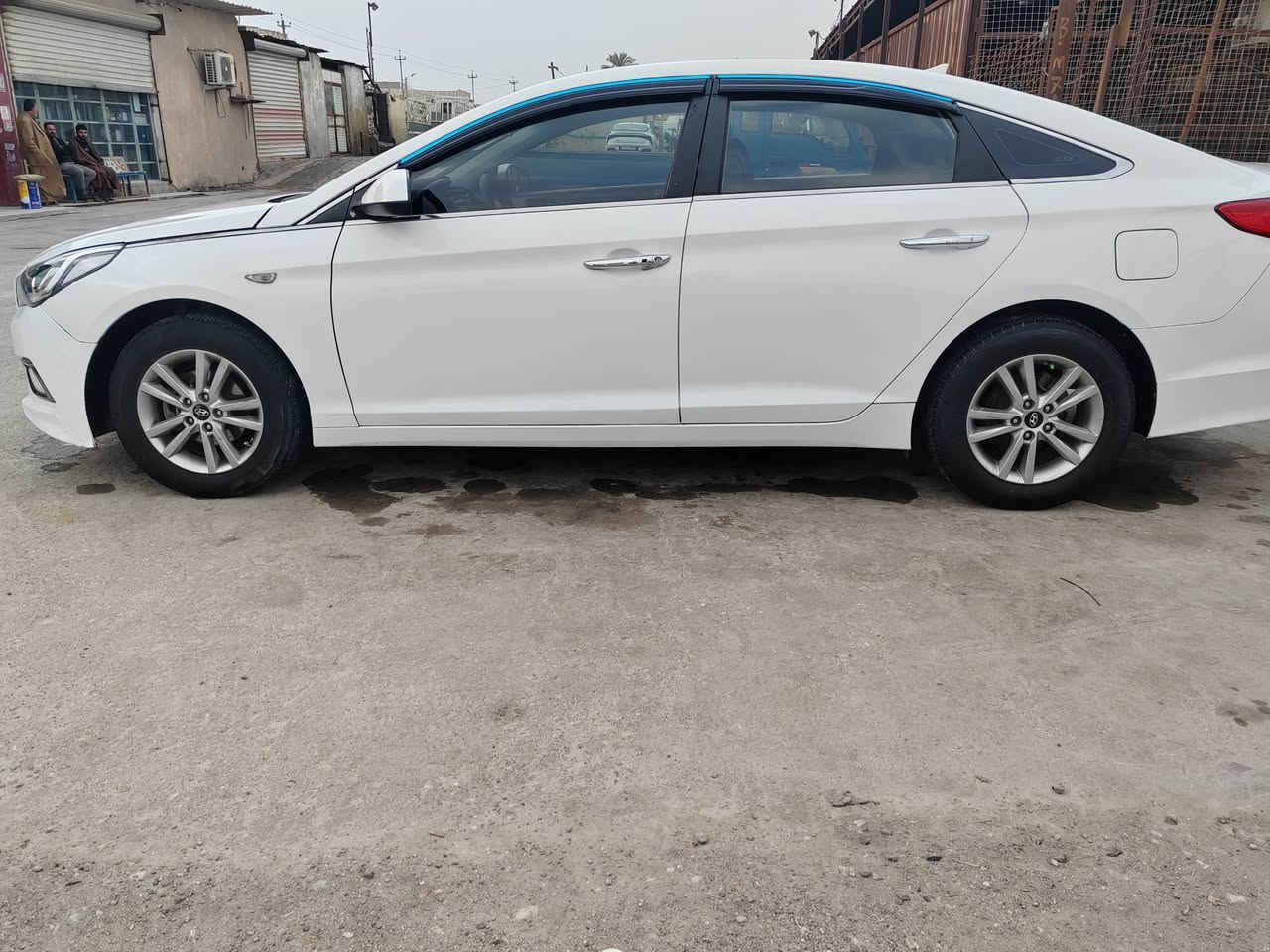 السلام عليكم سوناتا كارتون السياره جديده دخول جديد ادوات تبريد حداديه تخم تاير مكينه كير ويلات كله جديد رقم وسنويه شمالي حساسات خلفيه كامره شاشه نقص ما بيها مكينه دوووش 2000 غاز غاز غاز انسا صرفيه كلش موديل 2017 كارتون دخول جديد فوووول مواصفات عده الفتحه ادوات كصه جنطه سياره جديده العنوان البصره استفسار *********** امراوس ماكو مشكلة
