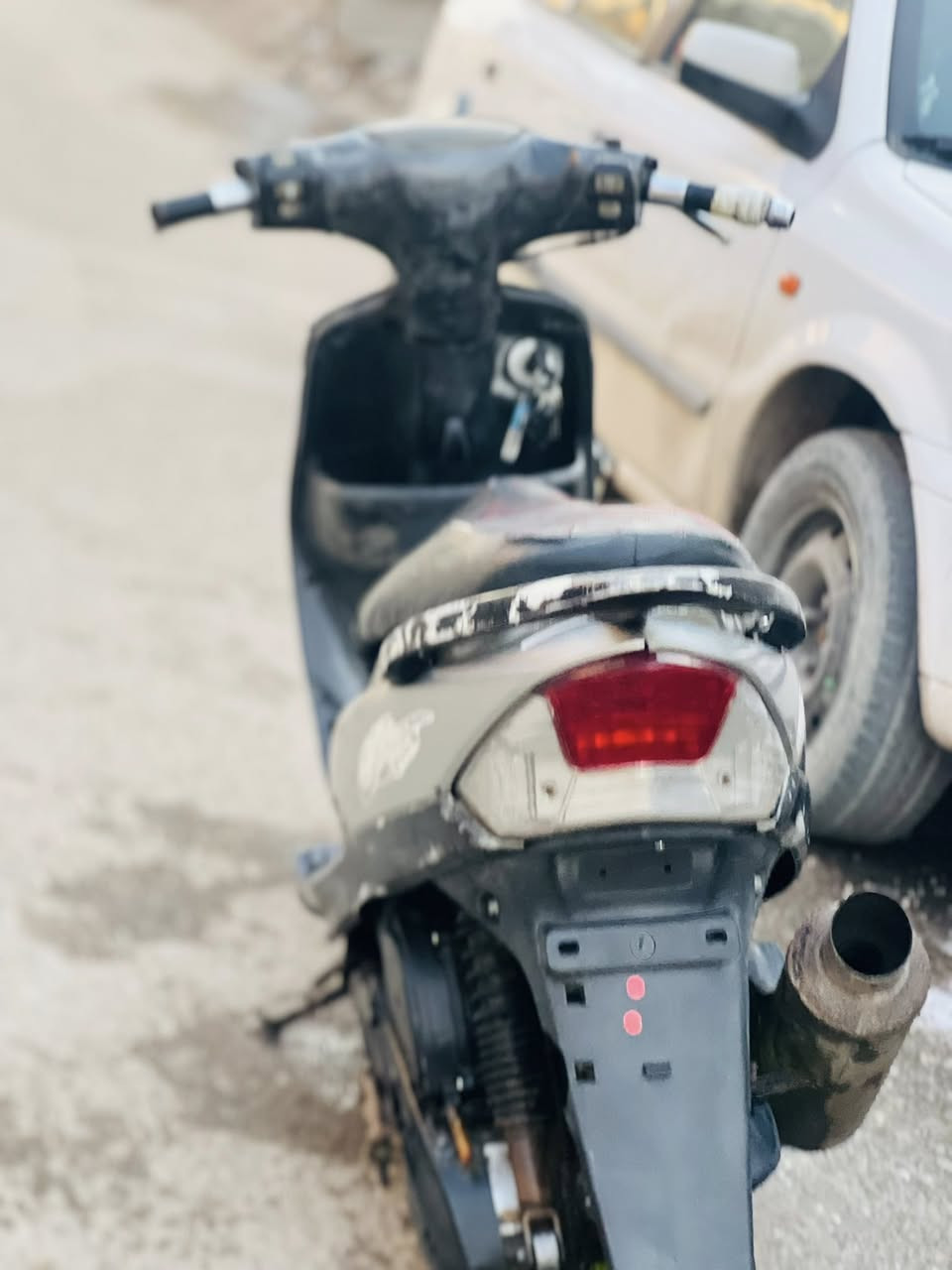 سلام عليكم ماكس قجمه دراجه لبيع دراجه مفتوحه بس ولفات باقي كله بلادي كفر مختم دراجه نشطه دراجه سريعه دراجه بس ولفات باقي كله بلاد ما مبدل اي شي مكاني بصره الجمهوريه سلف موجود نكره بس لايت موجود وره وكدام سعر 500بيه مجال حك جيه قليل رقم *********** واساب بس
