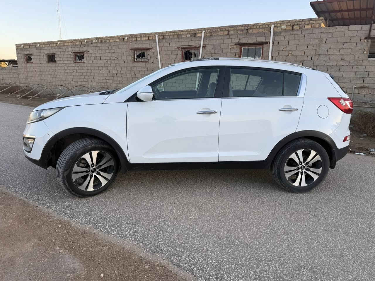 السلام عليكم سبورتج ١٤ كفاله عامه عدا شخط بلباب مال العبري شرط الفحص السعر *********** /***********
