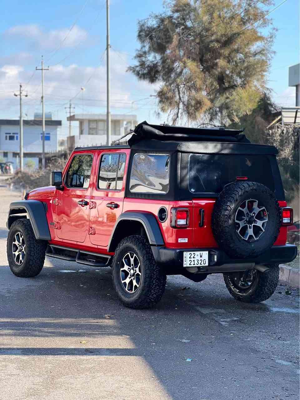 Jeep wrangler 2023
V6
4X4 manuel edition 
فول موصفات
جام كهرباي
٦سلندر
دبل اكسل
سماعة alpine 
حساس
كاميرة
ريتايدر
اكسل فول نضام تحكمات
سيارة بيلادي عالي ١٢٥سم
ماشي ١٤الف
سيارة بدون صبغ بدون بارد بدون تبديل
هسا سويتها رقم قبل أسبوع كلشي جديد حتى ٢٠٣١
ربع دينار مابي مصارف
***********
وتساب أربيل, العراق
