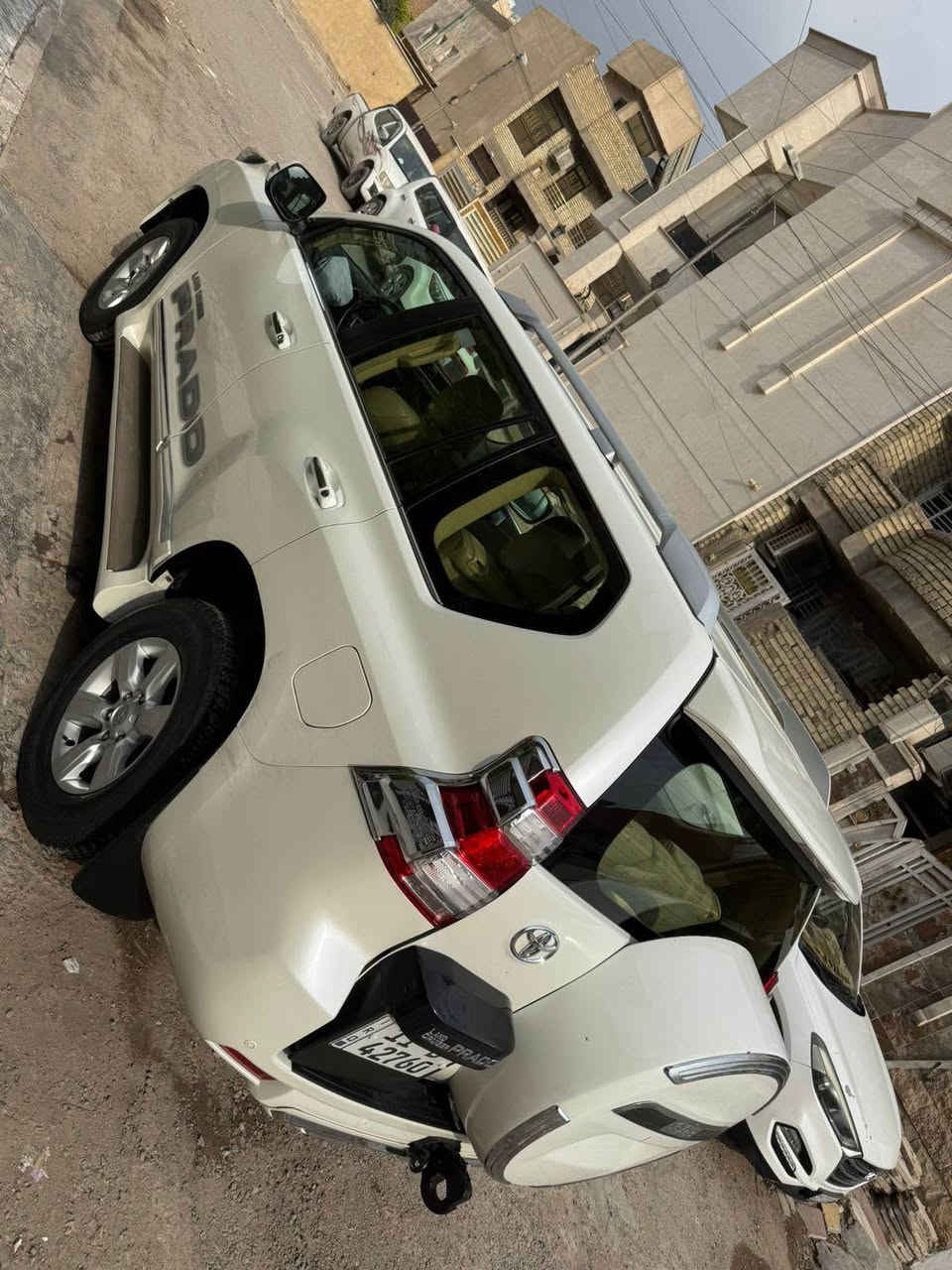 السلام عليكم للبيع برادو 2014 رقم بغداد كويتية دبل تانكي 6 سلندر سلايد داخل جلد شاشة كبيرة تحكم استيرن كروز سرعة 7راكب تبريد 3قطع ماشية 61 الف بيها بارد بالجاملغ الخلفي اللايسر بالحافة جوة قبغ البانزين وباقي المواصفات المعروفة السعر 335 ورقة للاتصال ***********
*********** بغداد, العراق
