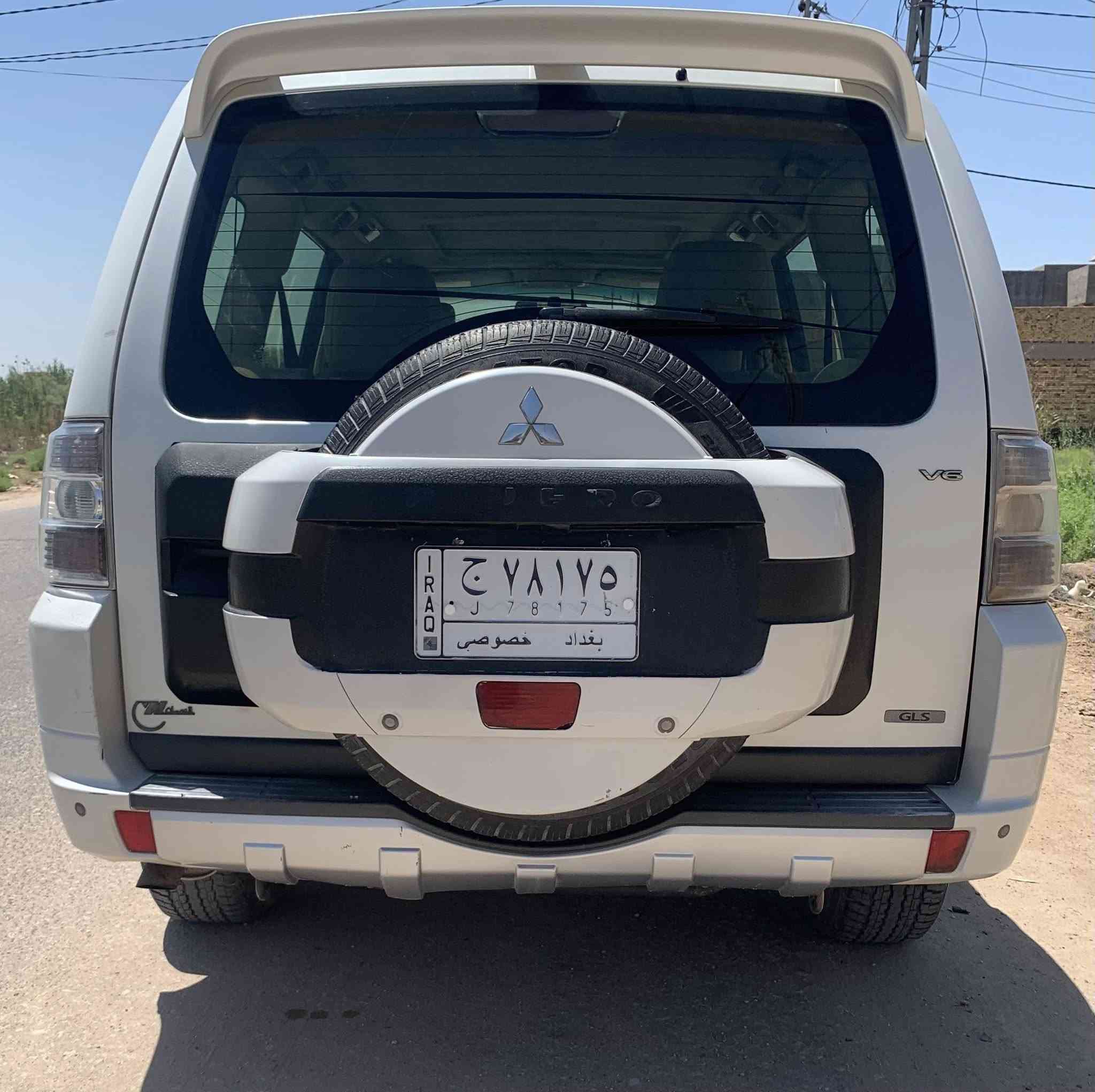 باجيرو ٢٠١٠ حبتور رقم بغداد بأسمي بيها جاملغين وبنيد تعديل وصبغ سيارة جاهزة گير ومكينة مامفتوحات تبريد ممتاز واي تفاصيل رقمي *********** مكانها بابل/حلة /ابوغرق السعر١٢٢
