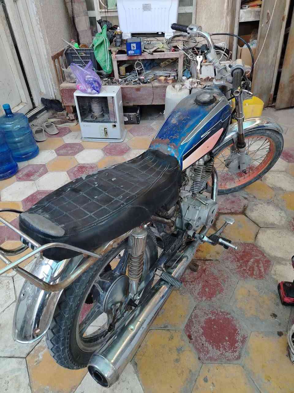 من رخصت الأدمن للبيع دراجه خمسه كير أوراق أصولي السعر225  للاستفسار *********** موجوده في كربلاء
