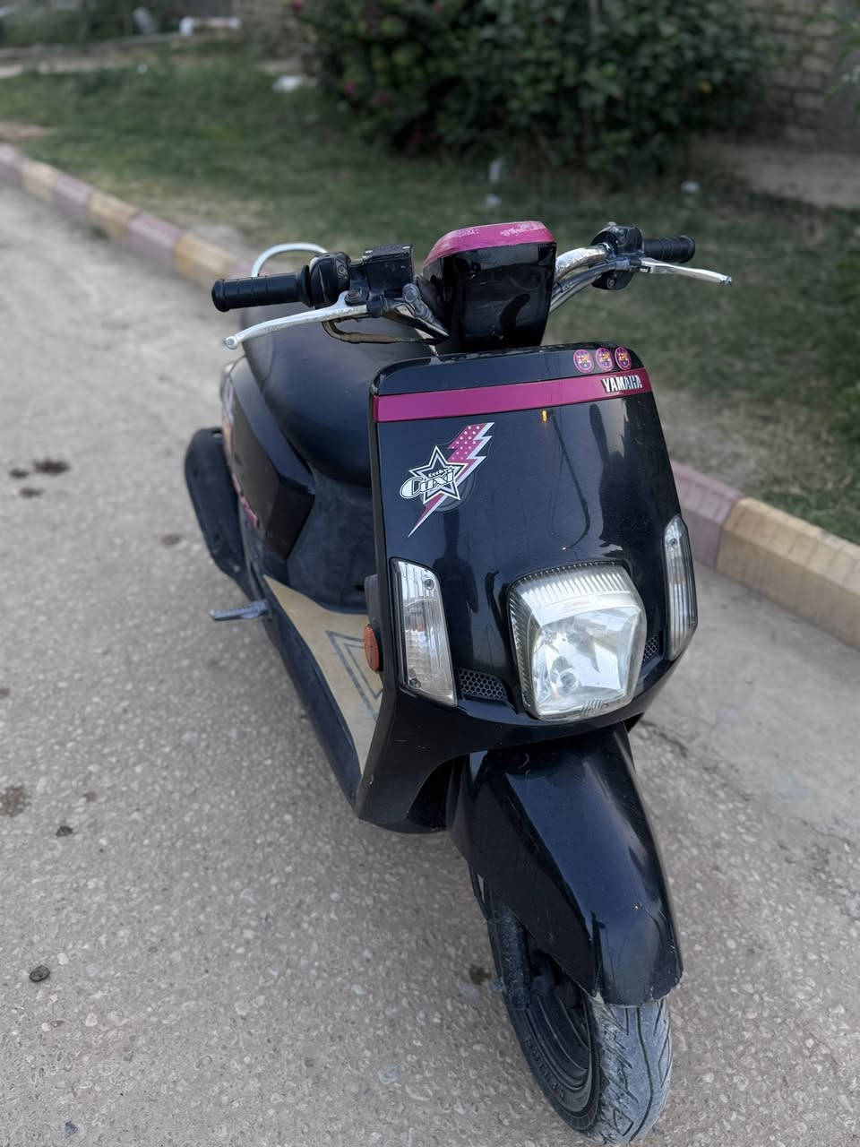 دراجة بوليس نوزل
مكلف بالنشر
دراجة برغي ما مفتوح بيها 
مكاتبة الرمبة موجودة 
كلشي بيها شغال كهربائيات كاملة
مختمة ويا المكينه
التراجة معروضه بمليون وبيها مجال بسيط جدا
للاستفسار ***********
