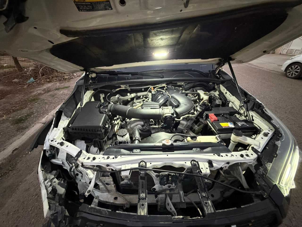 هايلوكس GR 2024 ابيعها على حادثها السيارة شغالة وتمشي ايرباكات سليمة رقم اربيل تحويل ثاني يوم مكاني بغداد شارع فلسطين للاستفسار 
***********
