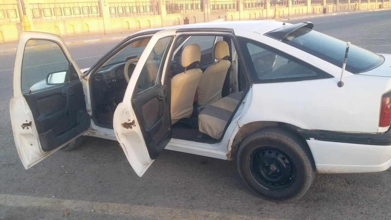 السلام عليكم....
اوبل فكترا/ 2000 
السعر/30 بيه مجال للطيبين
شرط التحويل
للاستفسار اتصال/***********////***********
