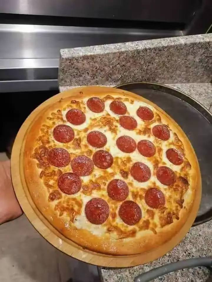 السلام عليكم رمضان مبارك يتم افتتاح المطعم من 4 العصر الئ اذان المغرب بعدها نفتح بعد
تراويح للحجز والاستفسار واتس أو خابر ع رقم
***********
