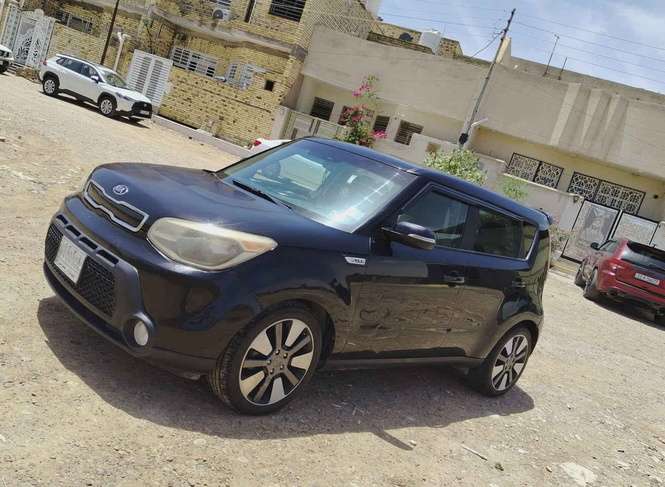 صول للبيع موديل ٢٠١٥ محرك  ٢٠٠٠ gdi وارد أمريكي حادثها فقط بنيد   رقم ميسان بأسمي سياره جاهزه من كلشي
 تخم تاير جديد. تبريد.  تحكم ستيرن. كامرا. اشاره بالمرايا. تحديد سرعه. كشنات كهربائيه
السعر97$ للأستفسار ***********
