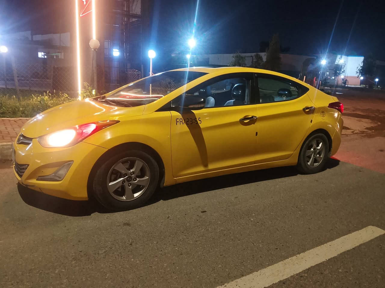 اسلام عليكم الانتره 2013 فول مواصفات بسمي وكاله عامه ول شرعي بل موصل بيها كابون بنزين ول ضرضر مذكور بل فديو السعر 98 بيها مجال للطيبين ***********) ***********(
