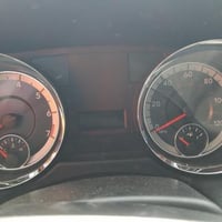 دوج كرفان 2020sxtامريكيه فول مواصفات سياره ابواب كهرباء وشفط جنطه كهرب...
