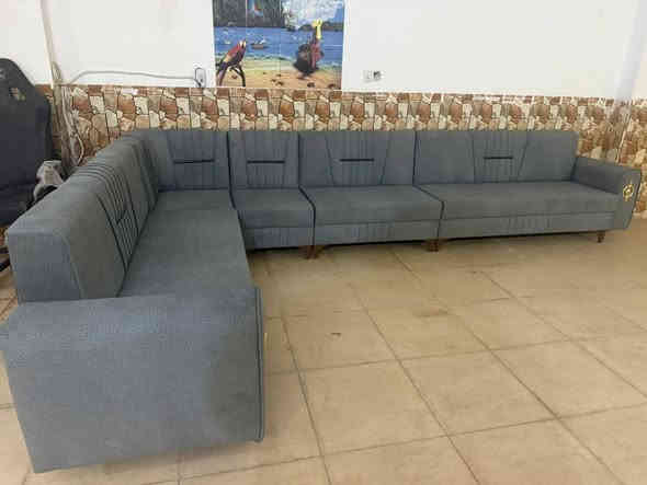 ديوان 10 نفر جديد
السعر 280 الف
فرمان بران. يوجد توصيل
***********
