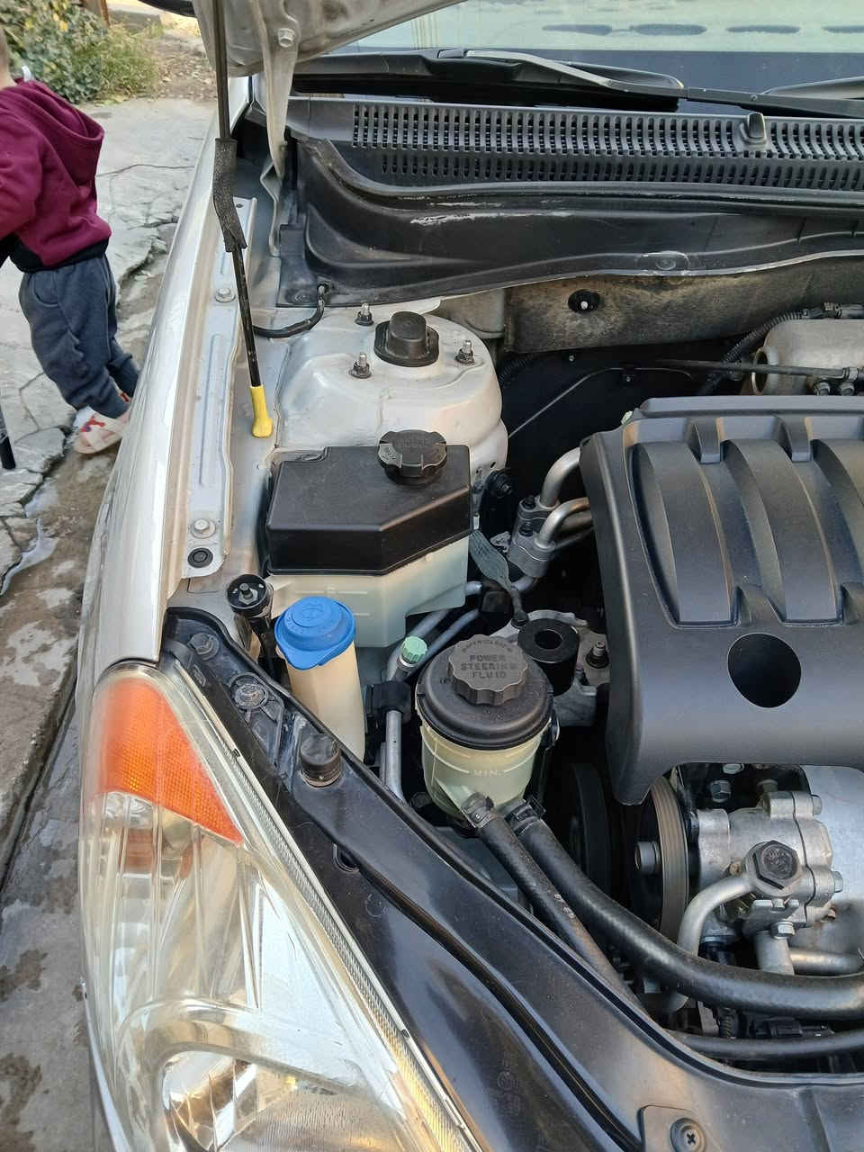 السلام عليكم للبيع هونداي اكسنت موديل 10 شركه عامه وضع الشركه مكفول من الصبغ السعر 107 مكان السياره بغداد ***********
