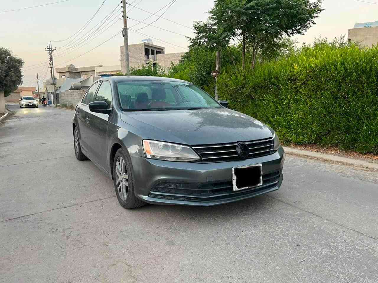 جيتا موديل ٢٠١٦ مەکینە ١٤ تۆربۆ تەنها یەک پارچەی سبوخە بەبێ ژورێ پێشو پشتی کەپسە هیچ لیدراوی نیە گێرو مەکینەو تەبرید هەمو گیانی بەشەرتە نرخی ١٠٤ وەرەقە  *********** أربيل, العراق
