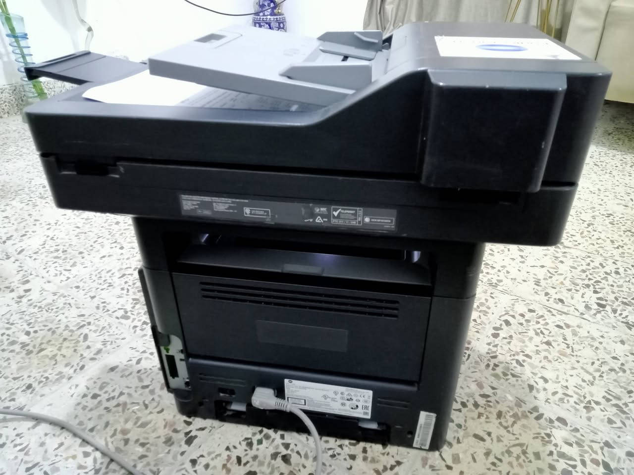 جهاز استنساخ وطابعة وسكنر ابيض واسود نوع مينولتا بزهاب حجم 4020 سرعته 25 نسخه بالدقيقة يفيد الدوائر الحكومية والمدارس والطلاب يسحب وجهين سعر الحبر 15 الف يحسب من الفلاش ومنفذ إنترنت السعر 200  الف واتساب ***********
