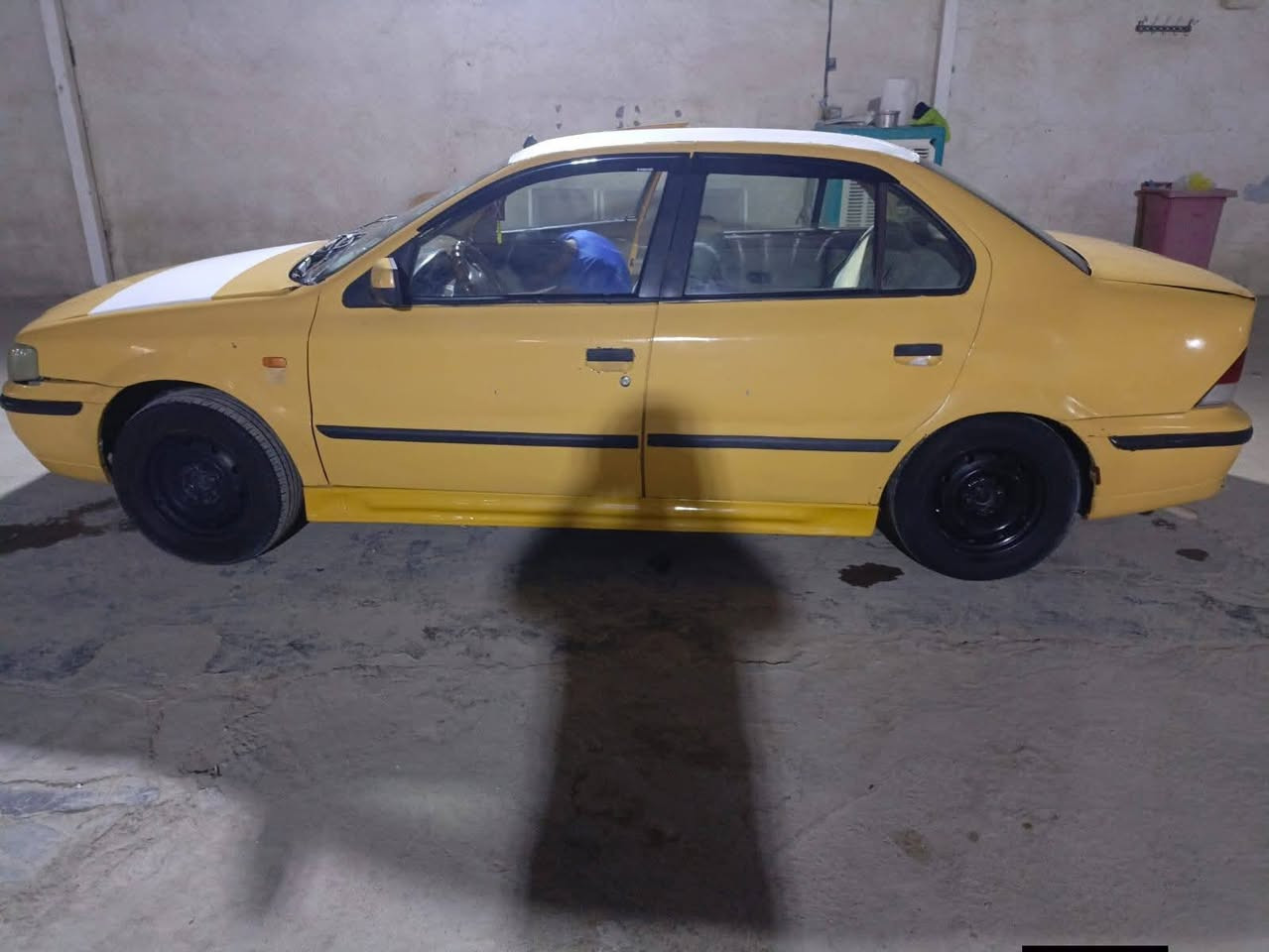 سلام عليكم ورحمه الله سياره سمند البيع موديل 13 سعر 20 ورقه بيها مجال ***********
