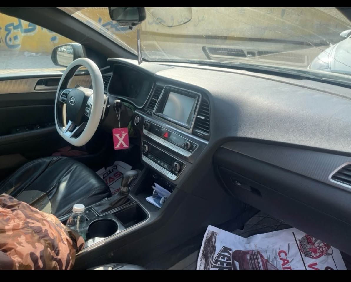 السلام عليكم سوناتا 19 فول للاخير لمتد سبورت
موصفات فتحه ستيرن D تحكمات جهتين شفتات 
شحن واير لس 
نقطه عمياء رداد وحساسات
من الاخير فول
وارد مكينه gdi تيربو
برمجه فول يعني انسى شي اسمه دوانس تاخذ بانزين عادي 
بيها ثلاث قطع تبديل وابيع صبغ حزام
كير مكينه حداديه تخم تاير كلها جاهزه برغي مانقصها 
حتى الدهن جديد
رقم بصره دولي تحويل ثاني يوم باسمنه 
مكاني بصره 
تواصل (***********)
0️⃣7️⃣7️⃣1️⃣1️⃣7️⃣0️⃣7️⃣7️⃣4️⃣8️⃣
رقمي 👆🏻 البصرة, العراق
