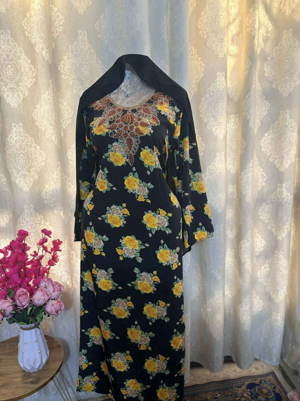 اخير 11 قطع
مخور حرير اندنوسي 

قياسات لحد 120 كيلو 

السعر مع التوصيل 97 الف

بدون شال ❌


**إذا كنت صاحب هذا الإعلان وتريد حذفه لأي سبب، رجاءا أرسل رسالة إلى الدعم الفني**