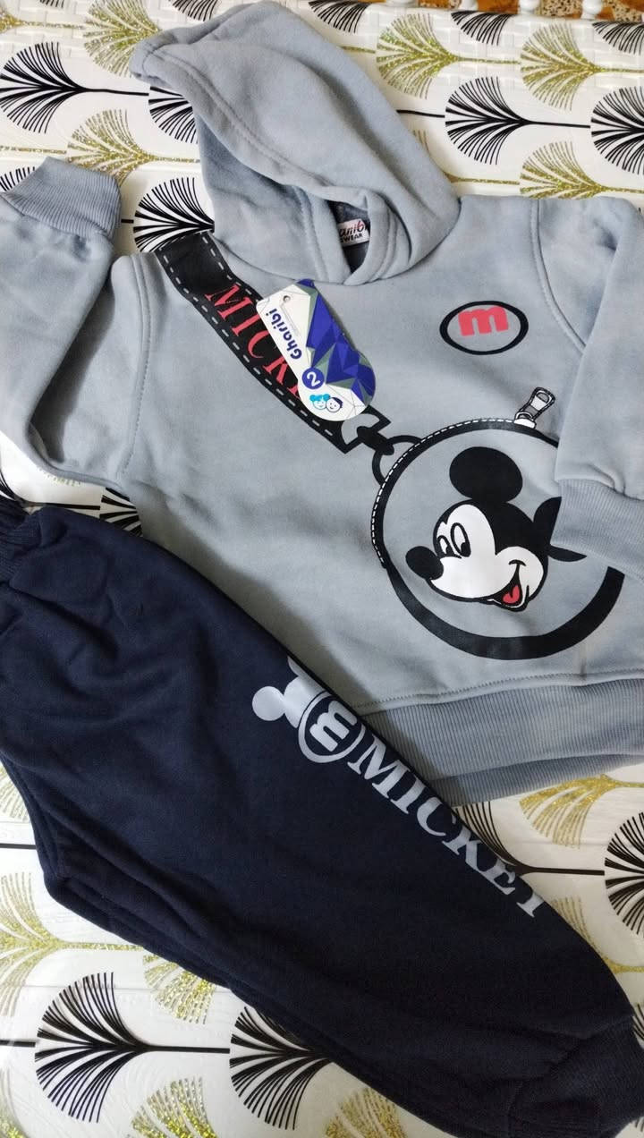 توفرت تراكات الأطفال بناتي وولادي من عمر 1الى6 سنوات وباأسعار مناسبة جداً وايضاً توفر هاينك تحت الملابس العنوان// دور الزراعة الثانية عبور مخبز المصطفى بداية شارع سالم للاستفسار مراسلة الصفحة اوالاتصال على الرقم*********** 🌺البيع داخل المنزل 🌺
