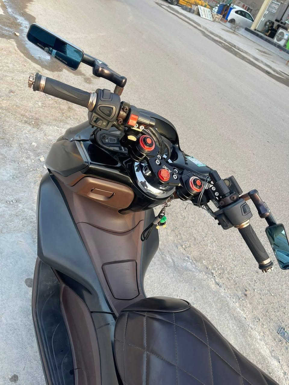 بي سي اكس جيل لاول محرك 150
مال رنبه نازله بشهر ١ يوم ٢٨

مزوده من الرمبه

ستيرن ثلاث قطع 

صالنصه رياضي 

شوته رياضي 

بجم مزود 

بيه مكتبت معرض مني فيس يعني كبل ترقم 

درجه كلش حلوه نصبته 

بل عافيه على لياخذه 

وصوته 

رقم تلفون ***********

بكاني زعفرانيه
