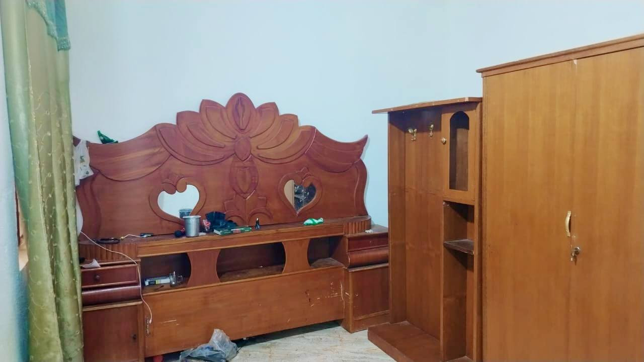 بلااااااااااااااش 
غرفة اخشاب صاج 5 بيبان ب 250 ألف العمارة حي الغدير
 ***********
